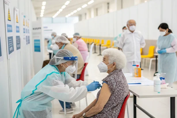 covid vaccine seniors