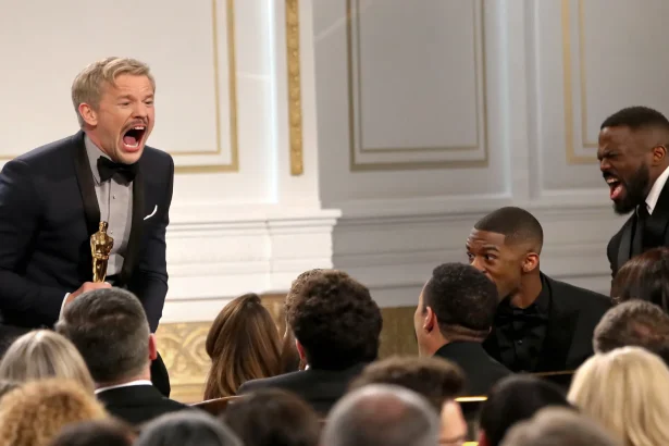 tourettes outburst disrupts london awards