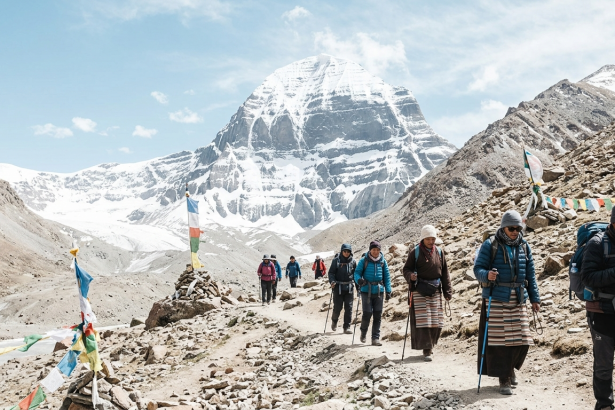mount kailash trek spiritual pilgrims
